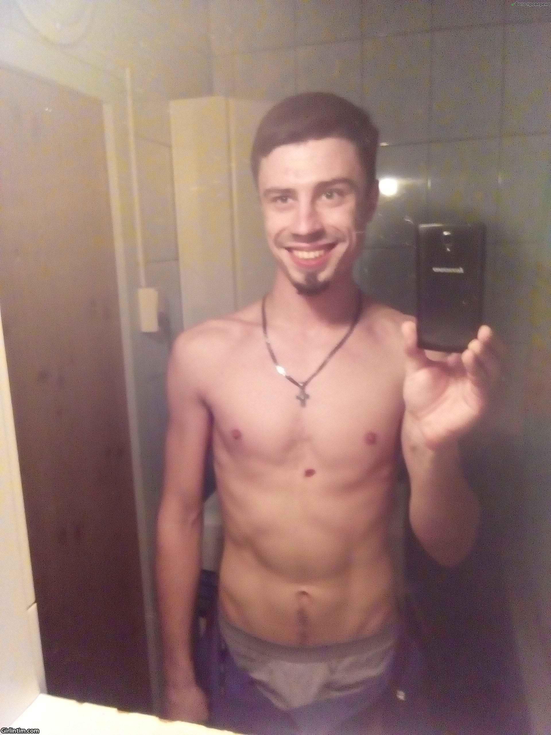 Парни Александр 35 год Москва, Район: Северный, Метро: Бибирево, Я не бот и не фейк страничка. Спортивный индивидуал поможет скрасить любое время суток для вас девушки. Звоните красавицы, уверен, что вам понравится. Всё что интересно вы можете узнать у меня по телефону. Номер телефона тоже мой., Стриптиз не профессиональный, +79250280973, анкета №5686